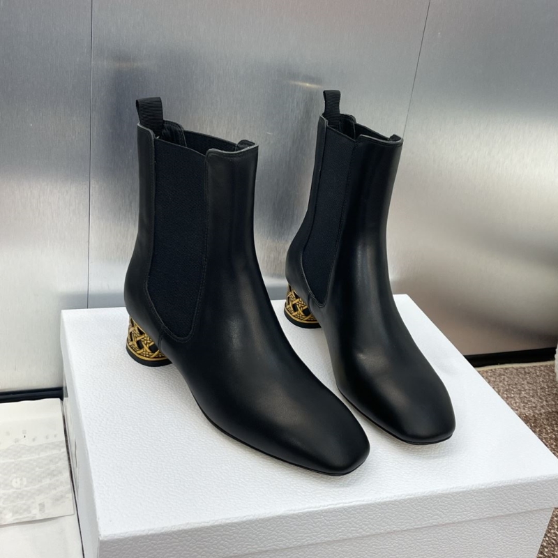 ch**an D*or boots